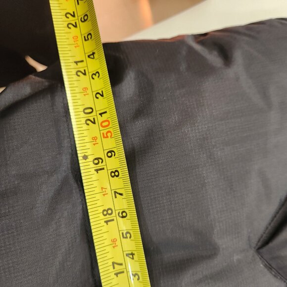 Paramount Pictures Branded Puffer Vest Western Concepts Mens Size Medium Black - Picture 6 of 10